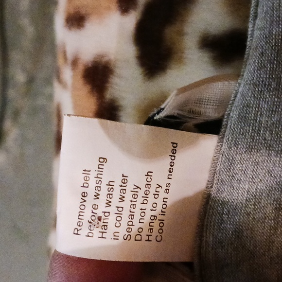 NWOT M.K.M. Designs Short Sleeved Belted Tunic Sz M juniors - Picture 7 of 16